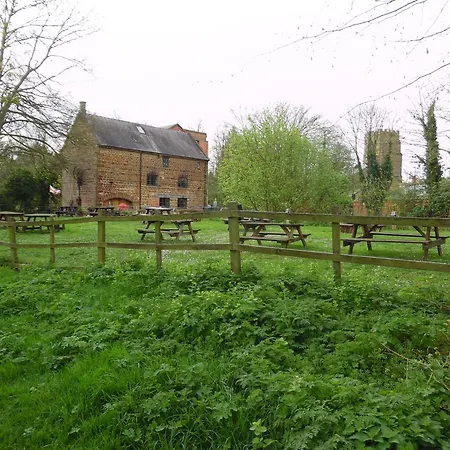 The Barn, Old Post Office Yard Villa Towcester Exterior photo